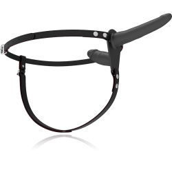 FETISH SUBMISSIVE HARNESS DOBLE PENETRACION NEGRO