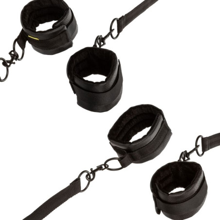 CALEXOTICS BOUNDLESS RED RESTRAINT SET RESTRICCION CAMA