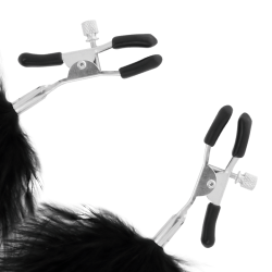 DARKNESS PINZAS PARA PEZONES CON POMPONES 2